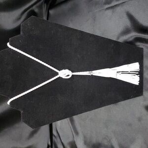 Kendra Scott NWT Classic White "Phara" Tassel Lariat Necklace